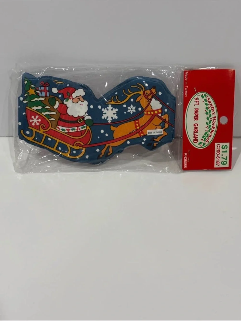 Vintage Santa's Workbench Santa in His Sleigh Fold-Out 9 ft Paper Garland